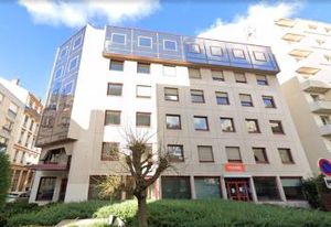 Location bureaux Lyon 6 - Proche Brotteaux, Part-Dieu, Tram T1/T4 et Métro A/B