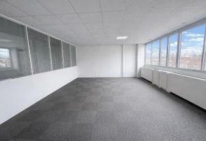 Location bureaux Lyon 3 - Proche Part-Dieu, métro et tramway