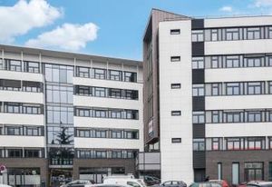 Location bureaux Lyon 9 - Proche gare de Vaise, métro et bus