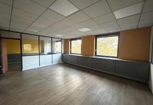 Location bureaux Lyon 3 - Proximité Gare Part-Dieu, Tram et Bus