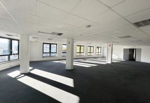 Location bureaux Lyon 3 - Proche métro D et Tramway T4