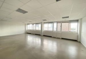 Location bureaux Lyon 3 - Part-Dieu, proche métro, tramway, bus et gare