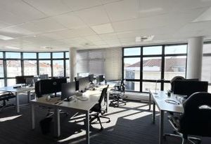 Location bureaux Lyon 3 - Proche Gare Part-Dieu, bus, tram et train