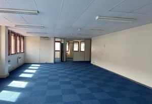Location bureaux Lyon 3 - Proche Part-Dieu, bus et gare
