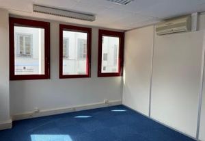 Location bureaux Lyon 3 - Proche Part-Dieu, bus et gare