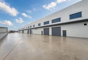 Location cellules modulables Vénissieux - Proche périphérique et transports