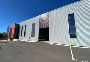 Local d'activité à louer Saint-Quentin-Fallavier - Proximité A43
