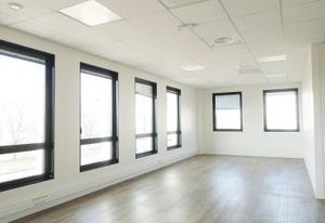 Location bureaux Saint-Priest - Proche rocade Est et tramway