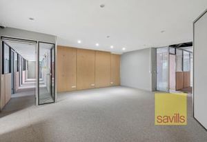 Bureau/Commerce Paris 17 - Proche RER C, Tram T3b et Bus