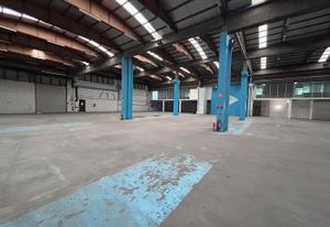 Location locaux d'activité Saint-Priest - Parc clos sécurisé