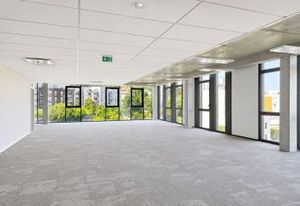Location bureaux Lyon 9 - Proche métro Vaise, autoroute et TER