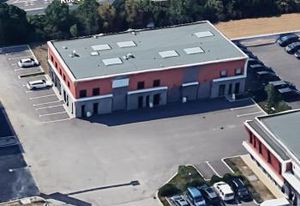 Local d'activité à vendre Meyzieu - Parc sécurisé proche axes