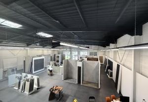 Location local d'activité/showroom Saint-Priest - Proche A43/A46