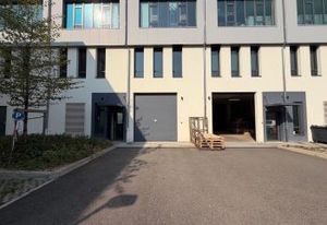 Location local d'activité Lyon 7 - Proche transports en commun