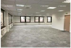 Location bureaux Orsay - Proche métro ligne 18 et N118