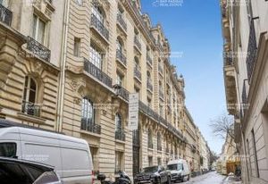 Location bureaux Paris 7 - Entre Solférino et Assemblée Nationale