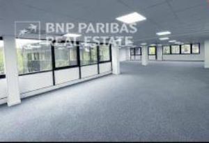 Location bureaux Sophia Antipolis - Proche gare routière et autoroute A8
