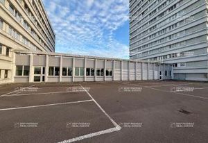 Vente bureaux Mons-en-Baroeul face à l'Hôtel de Ville