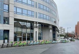 Location bureaux Paris 19 - Proche métro, tramway et RER