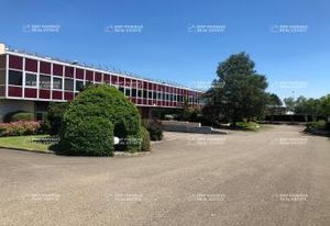 Location local d'activité Maurepas - Accès autoroutier proche