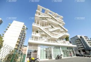 Bureaux à louer Nice Ouest - Proche échangeur autoroutier Saint Augustin