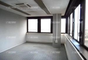 Location bureaux Bordeaux centre-ville - Proche commerces, parkings, restaurants