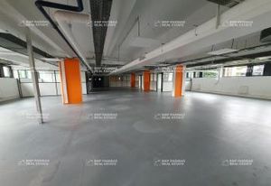 Location bureaux Angers - Proche transports en commun