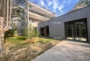 Vente bureaux Saint-Genis-Laval - Avenue Gadagne, proche centre