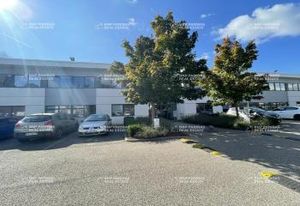 Location bureaux Limonest - Proximité ZAC du Puy d'Or et commerces