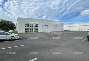 Locaux d'activités à vendre Bouaye - Accès transports