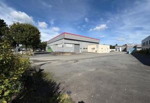 Local d'activité à louer Carquefou - Proximité bus et autoroutes