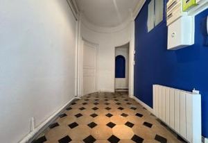 Vente bureau Nantes hyper-centre - Proche bus et tram