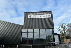 Location bureaux Theix-Noyalo - Proche RN165 et transports