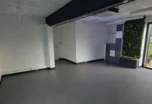 Vente bureau Vannes - Proche transports en commun