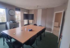 Location bureaux Nantes - Proche bus et autoroute A11