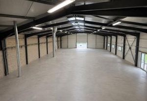 Local d'activité à vendre Vannes - RN165 et transports en commun