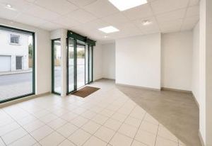 Location local commercial Landévant - Centre-bourg