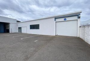 Location local activité Carquefou - Proche A11 et rocade