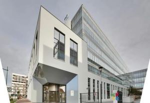 Location bureaux Gennevilliers - Proche RER C, métro ligne 13 et tramway T1