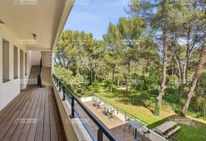 Bureaux à louer Aix-en-Provence Les Carrés du Golf
