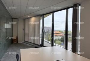 Vente bureau Vénissieux - Rue Simone Veil