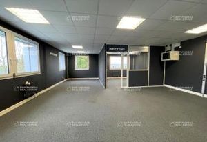 Location bureaux Villeneuve-d'Ascq - Proche métro et tramway