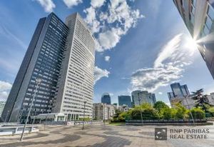 Bureaux à vendre Courbevoie - Proche transports en commun