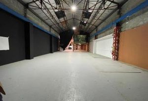 Bâtiment activités & bureaux à vendre Aubervilliers