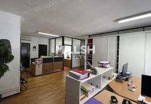 Location bureaux Lyon 3 - Proche métro Saxe-Gambetta, tram et gare Lyon-Jean-Macé