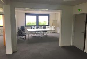 Location bureaux Saint-Quentin-Fallavier - Proche gare SNCF