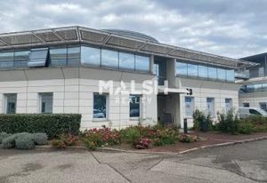 Vente bureaux Bron - Proche autoroute A43, tramways T2 et T5