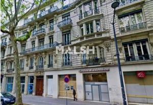 Location bureaux Lyon 3 - Proche métro B et tram T1