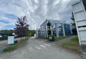 Bâtiment d'activités avec chambres froides à vendre Civrieux-d'Azergues - Accès A6 et A89