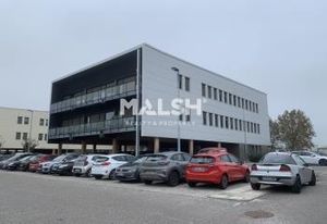 Location bureaux Beynost - Proche accès autoroutiers et centre commercial
